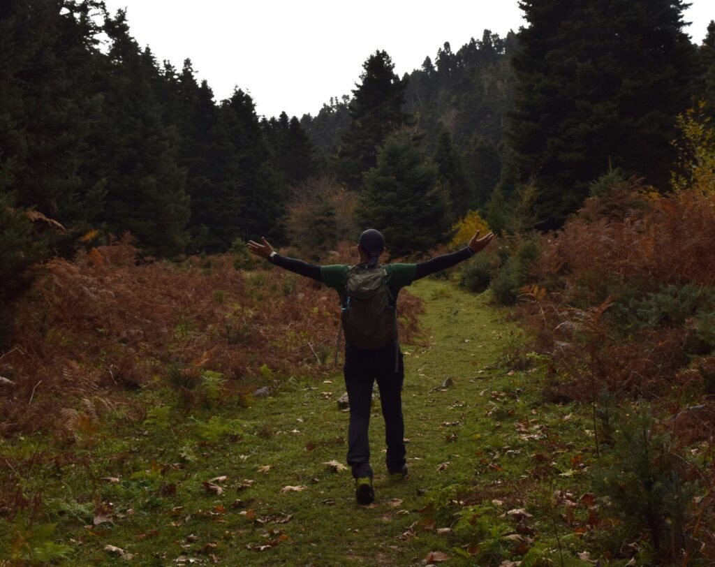 Πεζοπορία: 8 αξίες που θα σου μάθει μόνο το βουνό