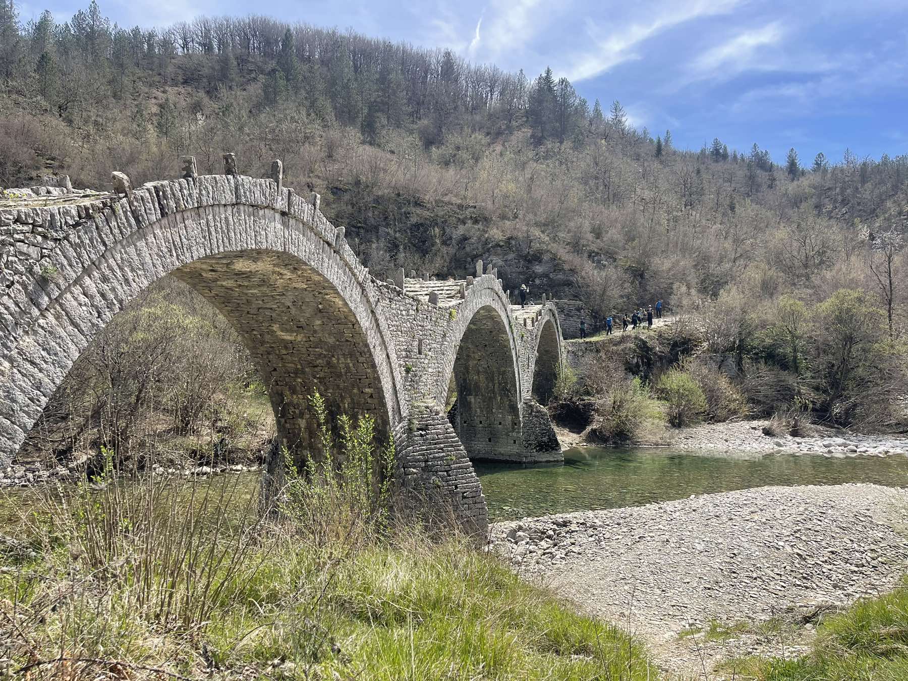 IMG-32f9a23905ca5dd579277a9830e7932c-V