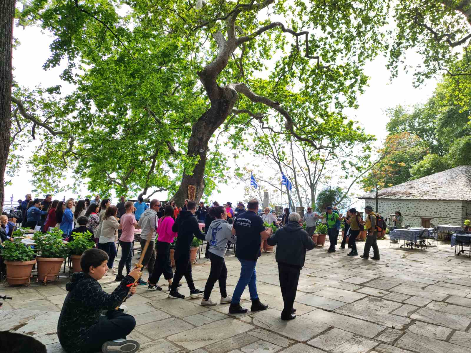 IMG-d92e4e488befc4616d2943974ea92216-V